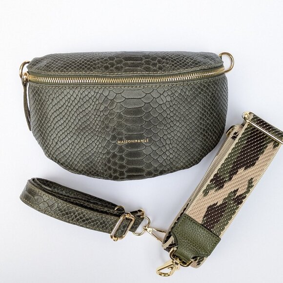 Italian Leather Animal Print Fanny Pack Green Crossbody Waist Bag | Real Leather - Picture 1 of 9